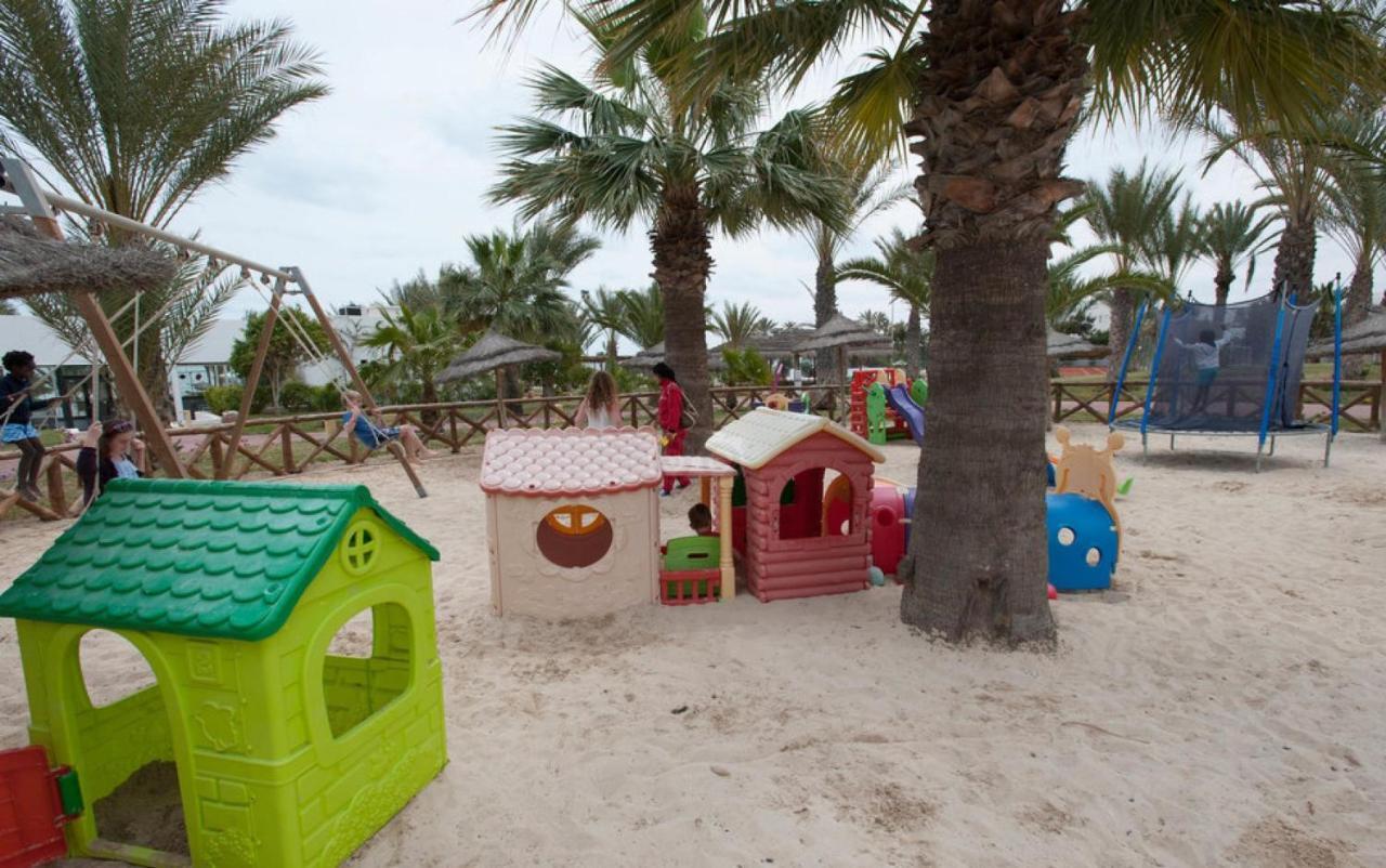 Club Palm Azur Families And Couples Hotel Aghīr