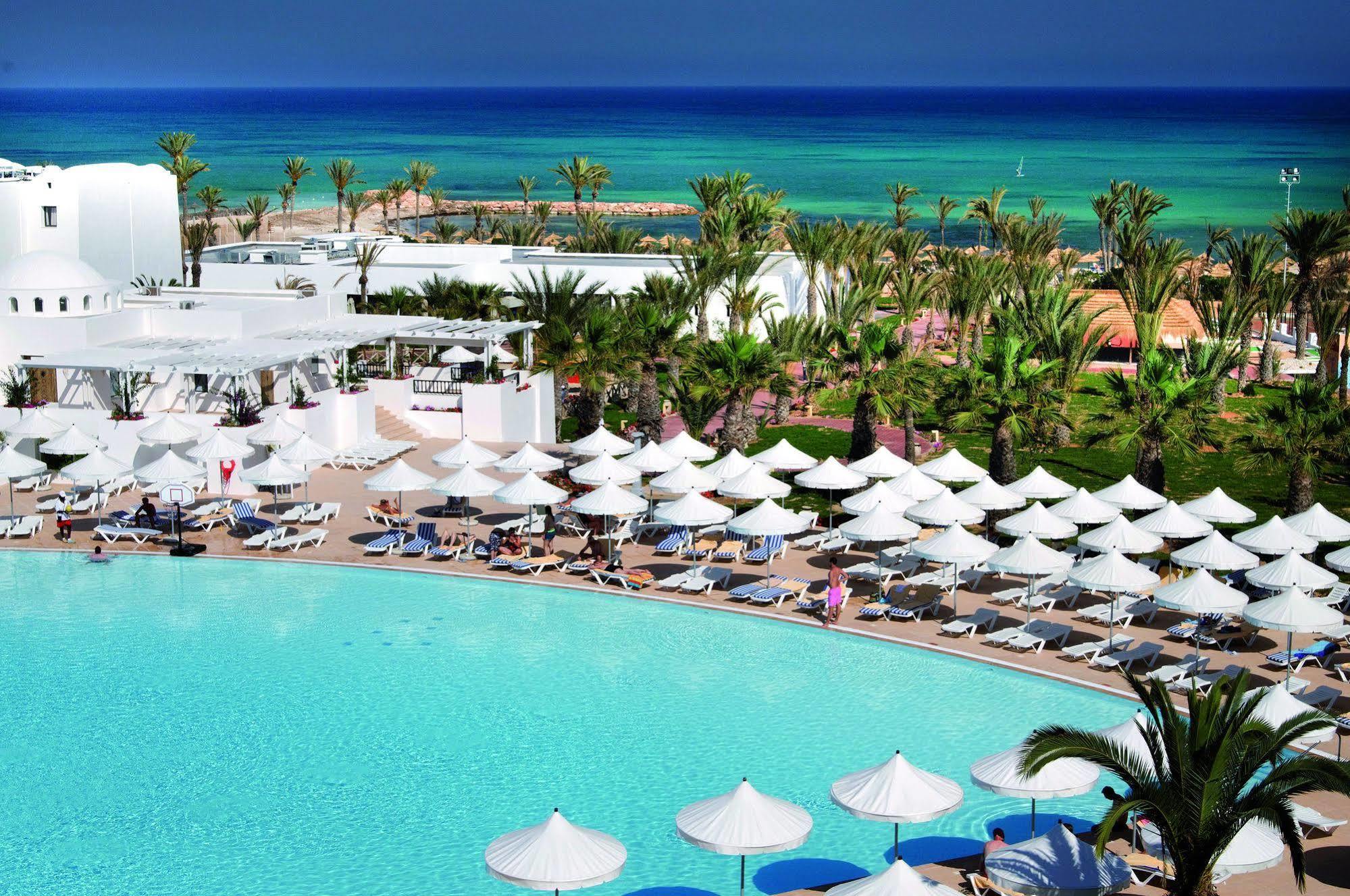 Hotel Club Palm Azur Families And Couples Aghīr